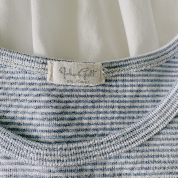 Brandy Melville blue and white tee (rare) - Picture 2 of 2